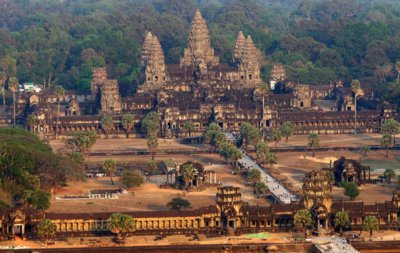 Древний город Ангкор долгое время был затерян в джунглях